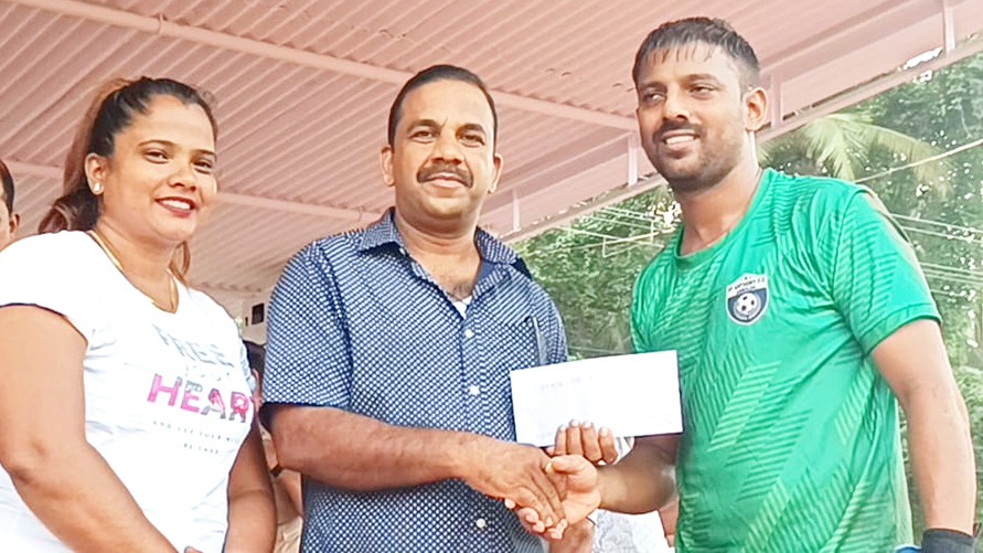 St Anthony’s SC Edge United Boys of Dando in Penalty Shootout to Reach Quarters