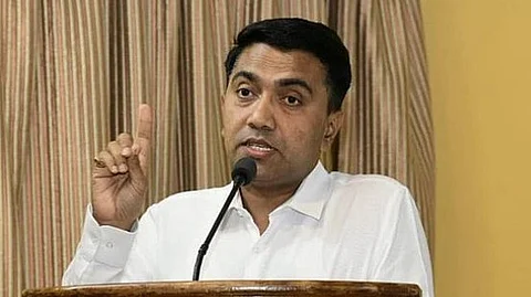 CM Warns of Strict Action Against Industries Exploiting Labour; Calls for Hiring Goan Contractors to Boost Local Employment