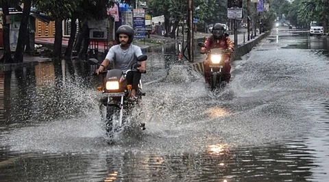 July 22 Weather Alert: IMD Warns of Heavy Rain in Goa, Thunderstorms Across Multiple States