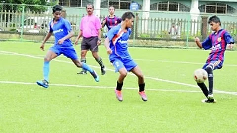 Fr Agnel Multipurpose, Regina Martyrum win; Rosary HS held to a draw