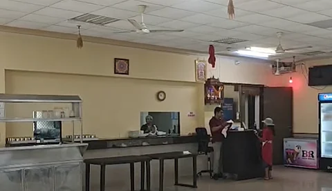 Vijai Sardesai Alleges Corruption in Matanhy Complex Canteen Tender, Calls for SHG Involvement
