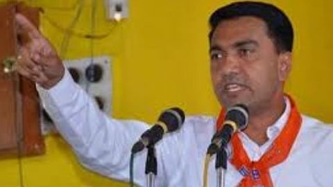 CM Blames Falling Enrolment for Govt School Closures; Educators Cite Poor Quality, Infrastructure