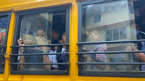 Overcrowded Bal Rath Bus in Curchorem Endangers Students’ Lives Amid Poor Road Conditions
