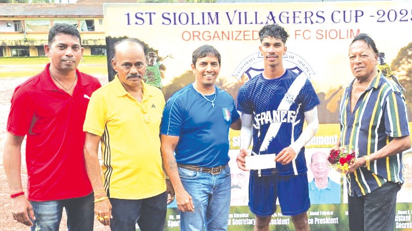 Mayuresh Naik Hat-Trick Powers FC Siolim to Semi-Finals in Siolim Villagers Cup