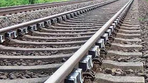 Man Held for Pushing Woman to Death in Front of Moving Train in Thane
