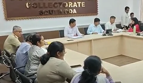 South Goa Officials Flag Road Hazards, Stray Cattle Concerns in Safety Meet
