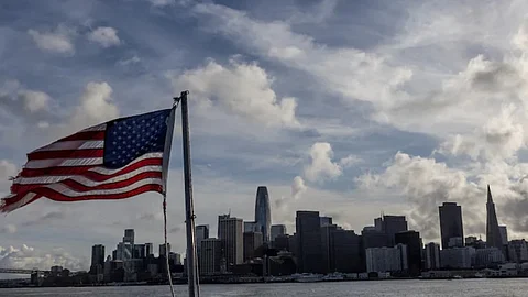 70% Drop in Indian Student Departures to US Amid Visa Woes, Say Consultants