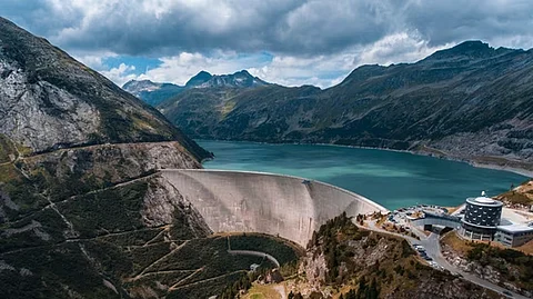 China Begins Construction of $167 Billion Brahmaputra Dam, Raising Alarms in India
