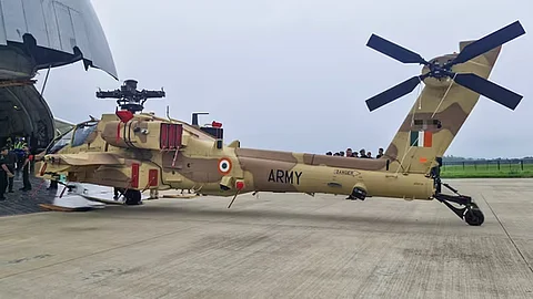 India Receives First Batch of Apache Helicopters at Hindon Airbase from the US