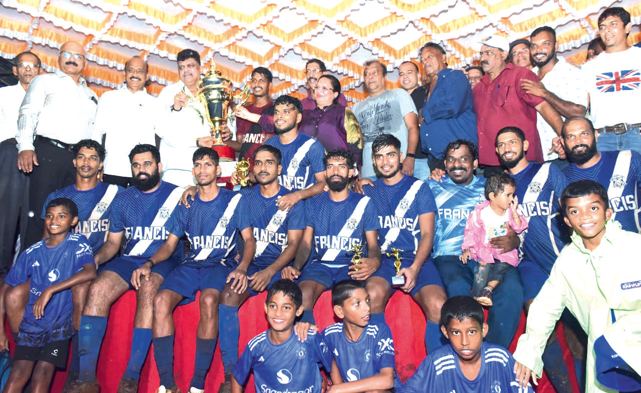 FC Siolim lay hands on Siolim Villagers Cup