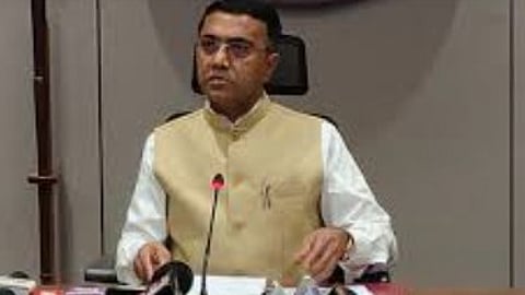 Goa CM Announces Major Benefits for Municipal Workers, Promises Pay Hike for Long-Serving Staff
