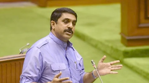 Rs 200 Aid to Goan Artisans Is an Insult, Not Support: Vijai Sardesai on PoP Idol Ban