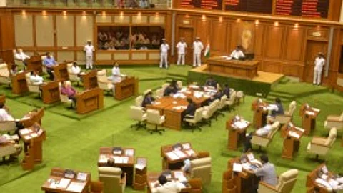 Chorao Ro-Ro Ferry Row Sparks Uproar in Goa Assembly; Villagers Demand Fare Rollback, Traditional Services