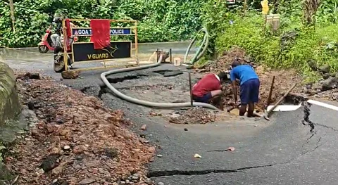 Road Cave-In at Madel Following Pipeline Leak, Commuters Inconvenienced