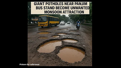 ‘KTC Valley View’: Giant Potholes Near Panjim Bus Stand Become Unwanted Monsoon Attraction