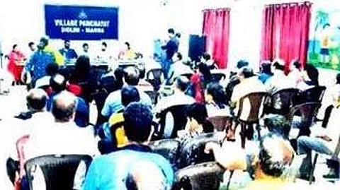 Siolim-Marna locals slam panchayat over mega projects