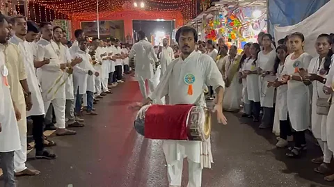Vasco’s Damodar Bhajani Saptha Lights Up with Grand Dindi Float Parade