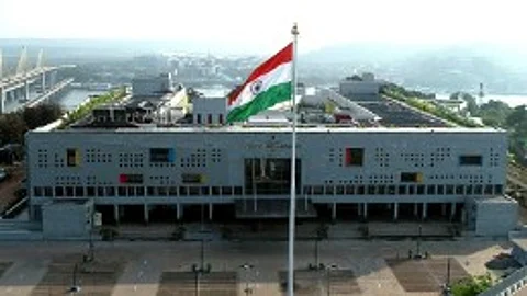 Goa HC Orders GCZMA to Submit Site Inspection Report on Alleged Illegal Bar in Calangute NDZ