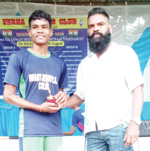 Infant Jesus HS march
into quarter-finals