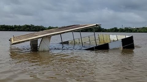 Sunken Cruise Boat in Mandovi River Remains Half-Submerged, Raising Safety and Pollution Concerns
