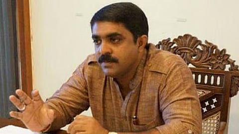 Vijai Sardesai Urges Centre to Prioritize Goans in Postal Recruitment