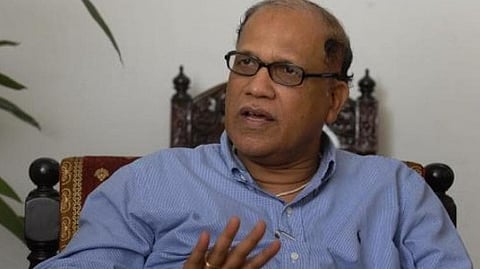 Digambar Kamat Promises to Resolve Pothole Issues, Holds First Meeting as Goa PWD Minister