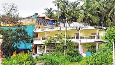 High Court Orders GCZMA, Panchayat to Decide Fate of Girkarwado Structures Within Six Months