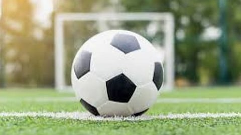 Mandopa SC Beat Fr Agnelo YSC 4-2 to Enter Quarter-Finals of St Joseph Festival Inter-Village Football Tournament