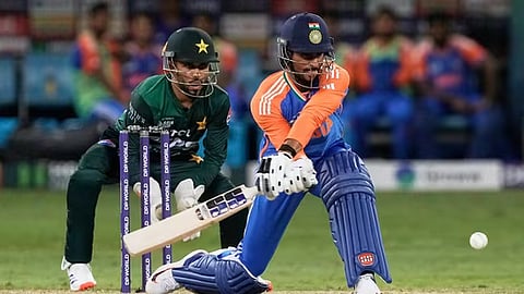 India Outclass PAK in One-Sided Asia Cup Clash, Nears Super 4s Spot