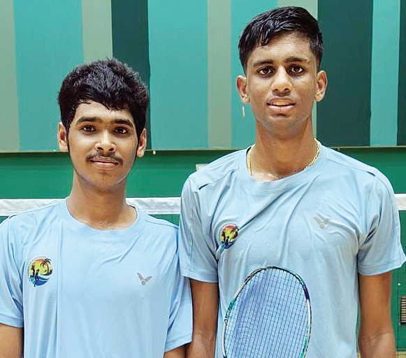 Advait-Vansh, Aarush-Owais
set up U-17 doubles final clash