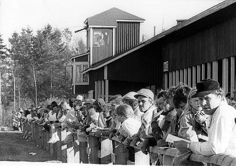 Haapajärven raviradan katsomo.