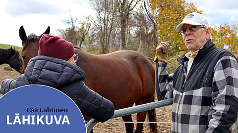 Esa Lahtinen kotonaan Kanadassa.