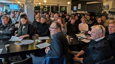 Porin Ravit Oy:n avoin keskustelutilaisuus kokosi radalle noin 150 henkeä.