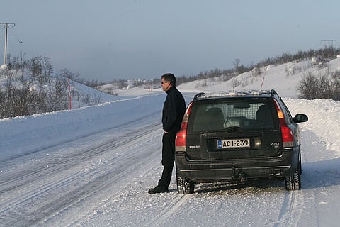 Tupakkatauko. Enää kolmisensataa kilometriä Harstadiin.
