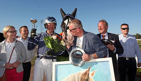 Norjalaisori Tekno Odin osoitti suuruutensa viemällä kylmäveristen PM-kisan raskaasta juoksusta huolimatta.