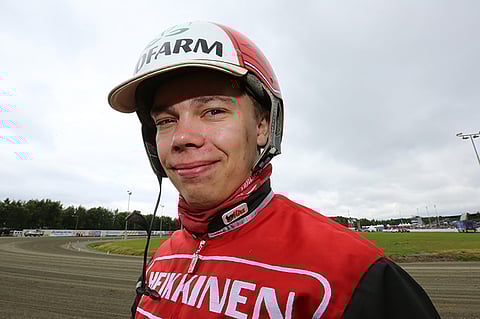 Santtu Raitalalla oli Bodenin V75-raveissa hyvä syy hymyyn, hän ajoi kaksi rahakasta voittoa heti alkuun. (Kuva: HU)