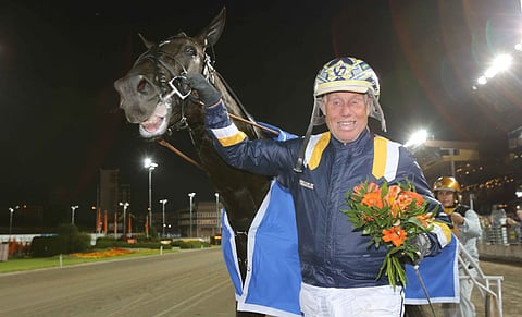 Hymy on ollut herkässä voittoseremonioissa Nunciolla ja omistaja-valmentaja-kuski Stefan Melanderilla. (Kuva: HU arkisto)