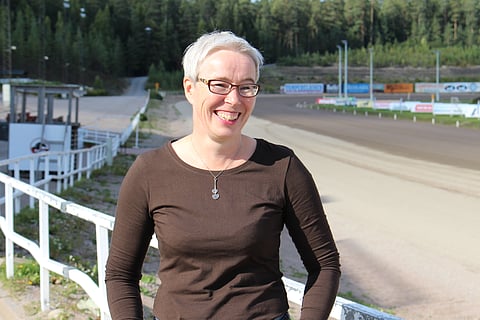 Päivi Lehtonen siirtyy Univetiltä Teivon raviradan ohjaksiin.