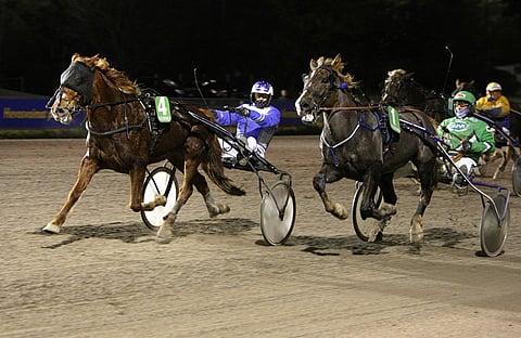 Dramaa Vermossa. Suvi Kevätön purjehtii ykköseksi. Notarikin varma kakkossija palaa sen sijaan maalilaukkaan.
