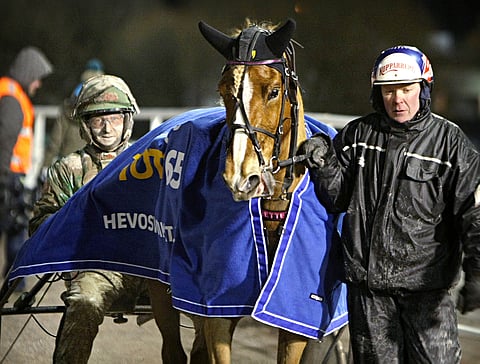 Vermon voittajaseremoniat alkavat tulla tutuiksi Ari Moilaselle, Juliette Laxlle ja Jussi Suomiselle. Tamman neljä viimeisintä starttia ovat johtaneet sinne - sitä edelsi voitto Kouvolassa.