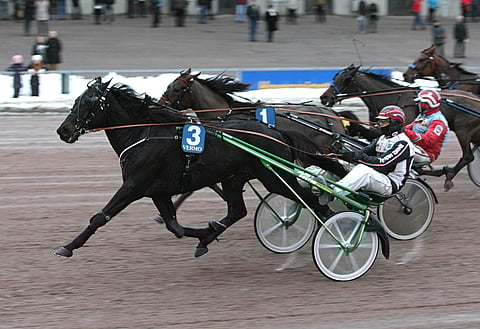 Finally Famous on Kaustisella ja Kouvolassa ajettavan ensimmäisen Magic Mondayn todennäköisin voittaja. Jenkkiruuna starttaa Kaustisen lähdössä 6, joka on Toto65-kierroksen viides kohde. Jackpotissa on komeasti 50 000 euroa jaossa täysosumille.
