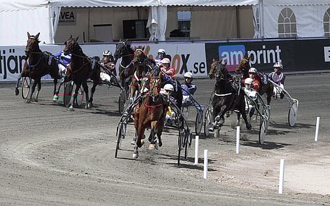 Vuelta Mas Rapida hallitsi Elitloppet-viikonlopun avausravien toista lähtöä alusta loppuun.