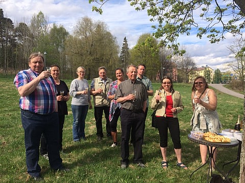 Käpylän kokoontumisajot järjestettiin lauantaina vanhan raviradan viheriöllä.