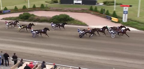 Victory Bonsai, Bret Boko, Regent Zet valloittivat totosijat Suurmestaruuden ensimmäisessä karsintalähdössä. Kuva TotoTV stream