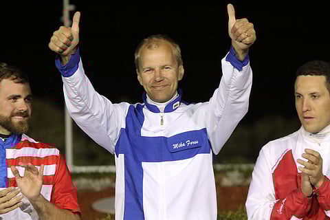 Mika Forss otti komean hopeasijan Kanadassa varhain lauantaiaamuna Suomen aikaa päättyneessä ravi- ja peitsariajajien MM-kilpailussa. Kuva Ilkka Nisula