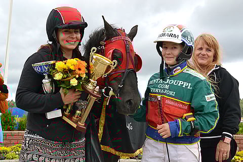 Mira Kaappola, Ernst Rivaldo ja Eveliina Hietanen.