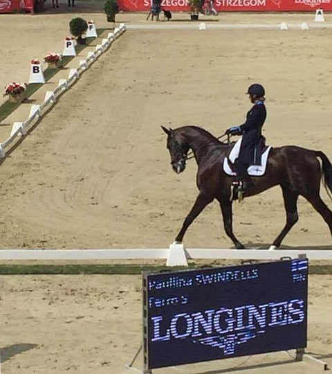 Arkistokuvassa Pauliina Swindells ja Ferro S.