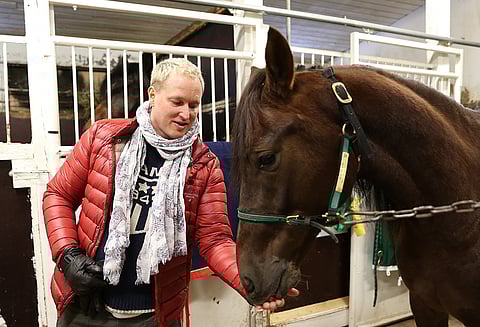 Mika Manninen pelasi jääkiekkourallaan SM-liigaa Ilveksessä, minkä lisäksi hän pelasi myös Saksassa ja Ruotsissa. Raviurheilu on hänelle uusi aluevaltaus.