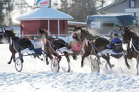 Lappeenrannan molemmat tammikuun ravit ajetaan ilman yleisöä, radan uudenvuodenaaton tiedotteessa kerrotaan.