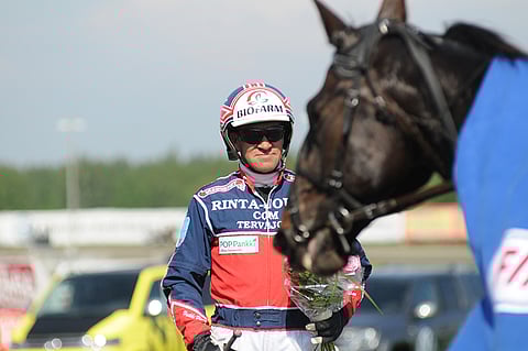 Heikki Hietanen ohjastaa Laurila's Haldiria.